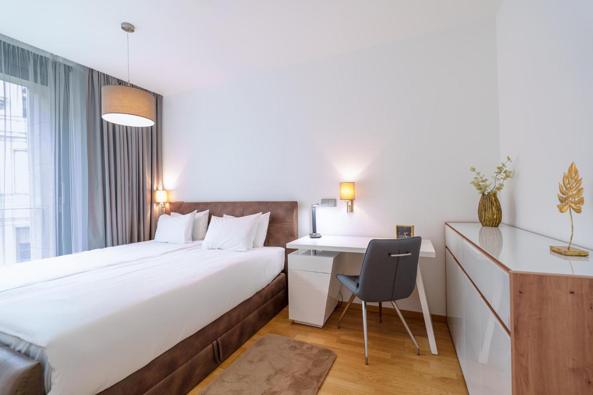 Emerald Downtown Luxury Suites By Continental Group Budapest Eksteriør billede