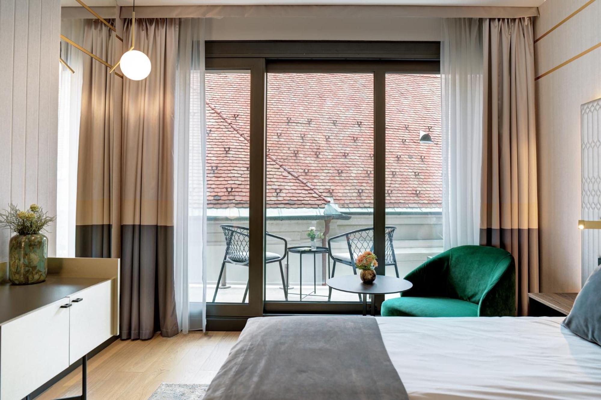 Emerald Downtown Luxury Suites By Continental Group Budapest Eksteriør billede